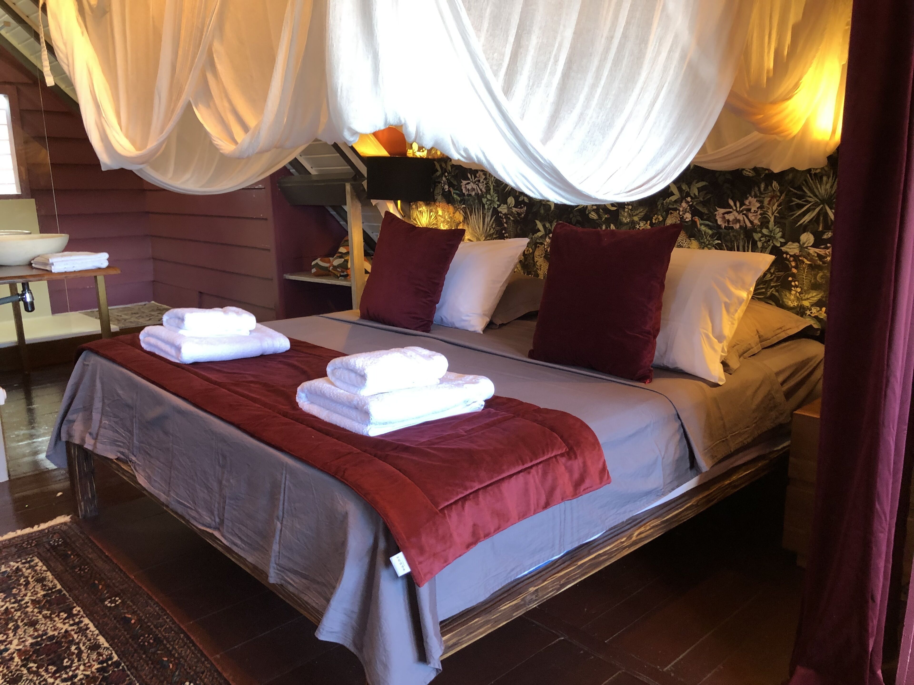 3 bedrooms, WiFi, bed sheets