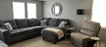 The Superior Lodge - Located On Trail - Pictured Rocks Lakeshore, Munising MI