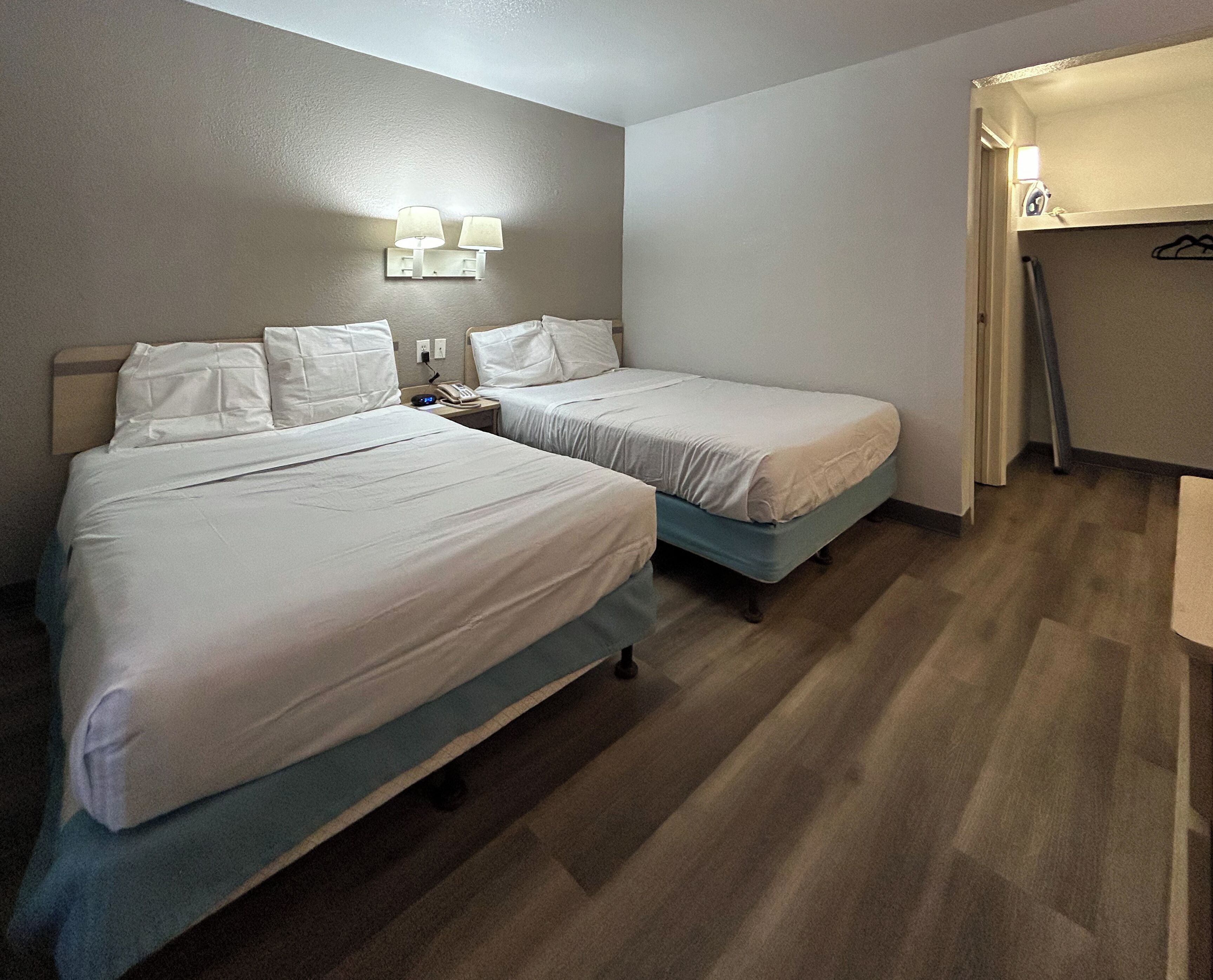 Standardzimmer, 2 Doppelbetten, Nichtraucher