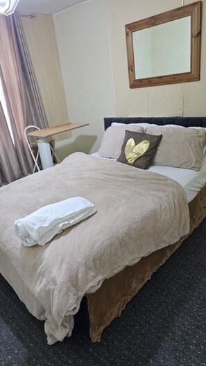 Ferienhaus | 1 Schlafzimmer, Bügeleisen/Bügelbrett, kostenloses WLAN, Bettwäsche