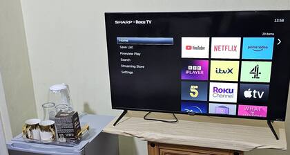 Beautiful 1-bed House in Leeds