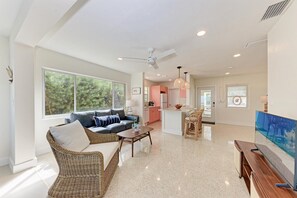 Unclassified image, 5 of 50, button