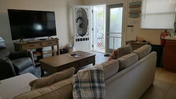 TV