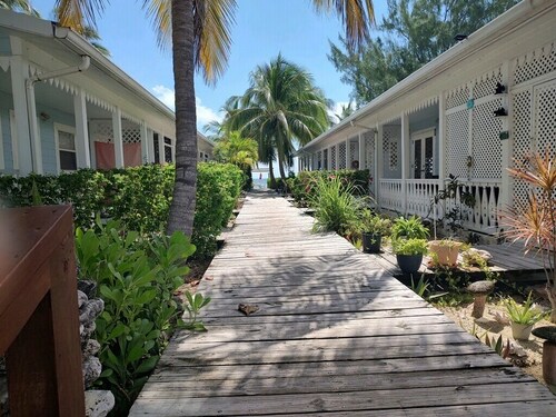 Only steps to the beach