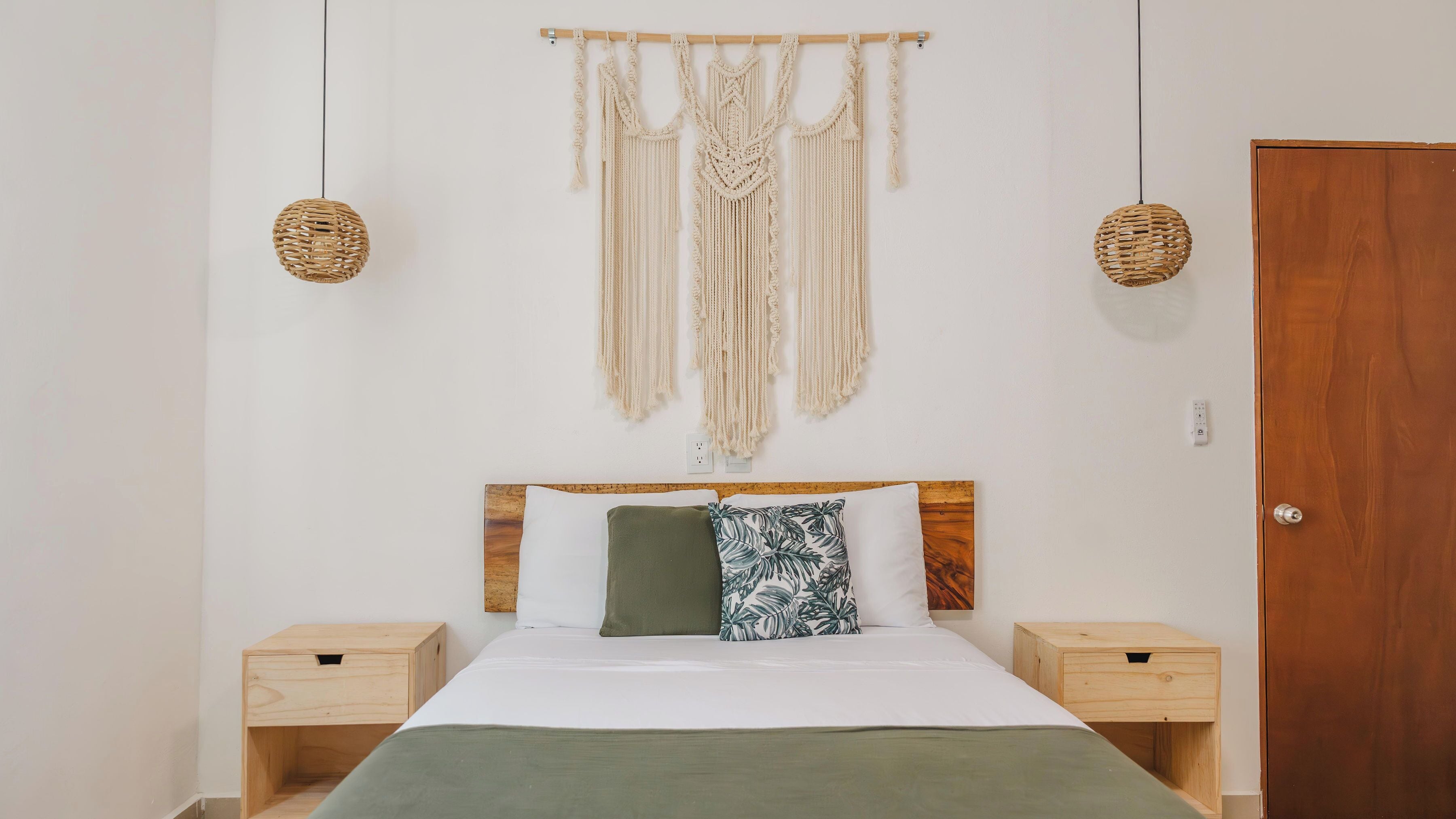 Habitación familiar | Ropa de cama hipoalergénica y camas con pillow-top 