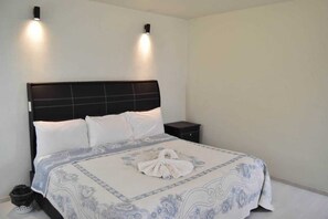 Classic Room | Free WiFi - HOTEL BERLYN (Tlaxcala)