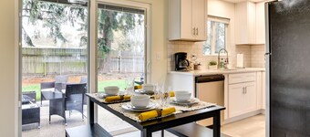 Pet Friendly Home Near Intel and Nike!