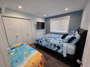 3 bedrooms, free WiFi, bed sheets