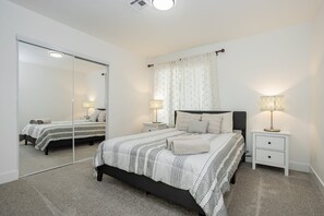 3 bedrooms, free WiFi, bed sheets