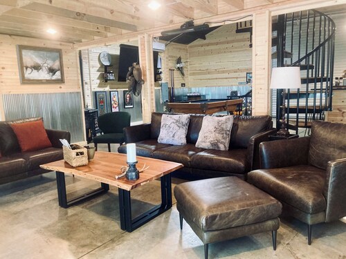 Waterfront Barndominium with Pool Table & Dock