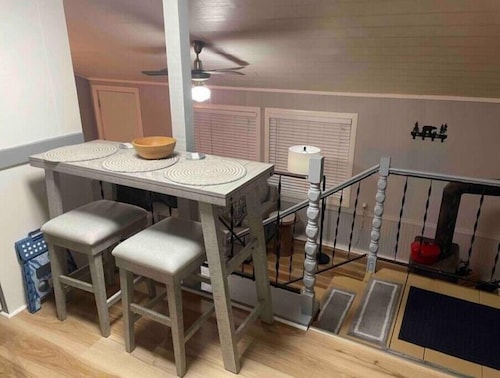 Snow is here over 3 feet -Snowmobile from your door - Scenic cottage on the lake