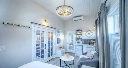 Book the Glam Cottage at The Boutique Retreat in historic downtown McMinnville.