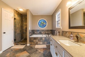 Hair dryer, towels - Lakeside Haven w/Dock/Slip, Fire Pit, Game Room, Kayaks, (Winchester)