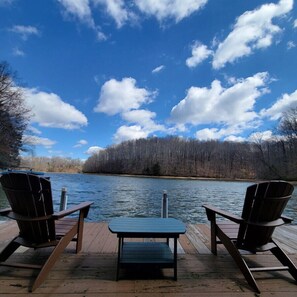 Terrace/patio - Lakeside Haven w/Dock/Slip, Fire Pit, Game Room, Kayaks, (Winchester)