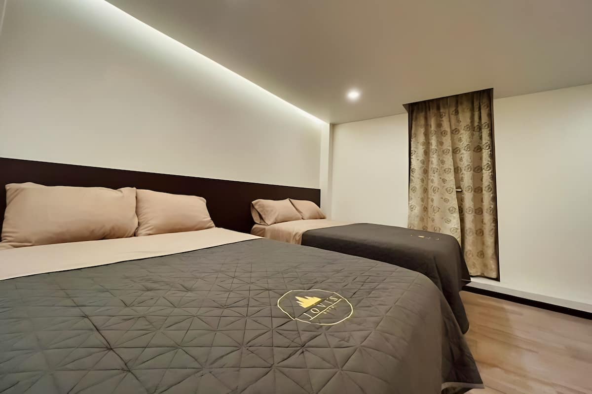 Deluxe Room, 2 Double Beds | Egyptian cotton sheets, premium bedding, down comforters