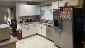 Unclassified image, 5 of 11, button - Nice quiet relaxing home  (Orlando)