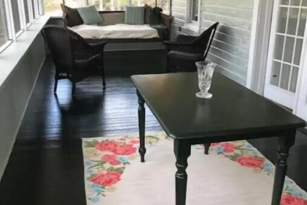 2 habitaciones, tabla de planchar con plancha y wifi gratis