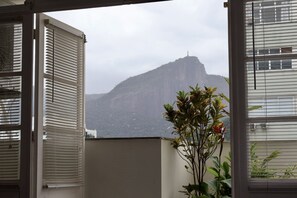 Interior - Bright and charming penthouse apartment, 2 blocks from Ipanema Beach. (Ipanema Rio de Janeiro)