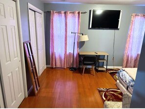 Departamento Deluxe | 1 habitación, escritorio, tabla de planchar con plancha y wifi gratis 