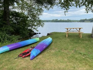 Shower, hair dryer, towels, soap - Veedon Fleece on the Lake (Manchester)