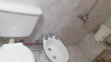 Handtücher, Toilettenpapier