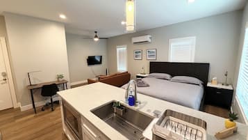 1 chambre, bureau, fer et planche à repasser, Wi-Fi gratuit