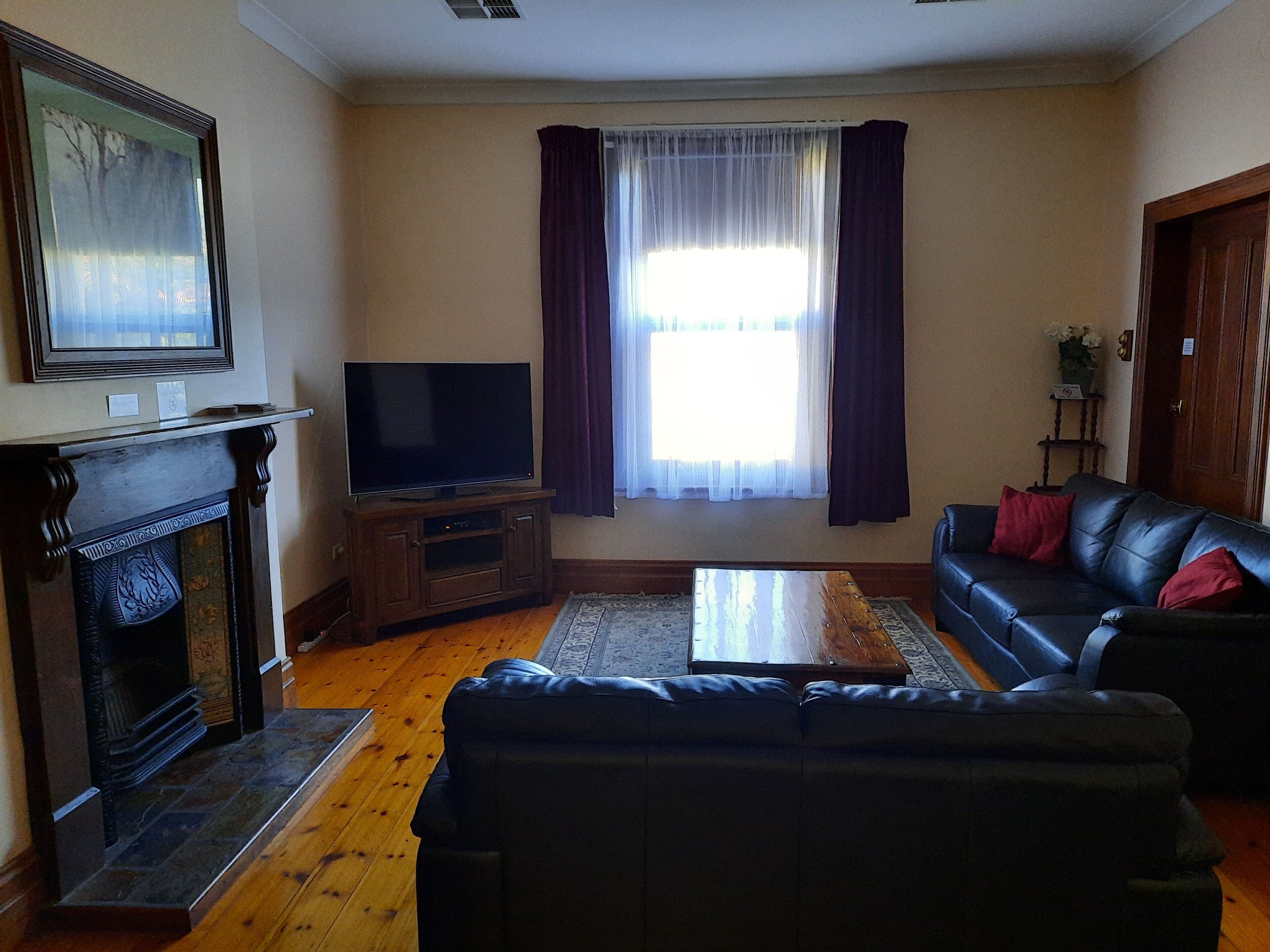 Smart TV, DVD player