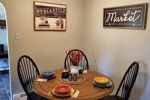 Dining - Westside One Story (Pottstown)