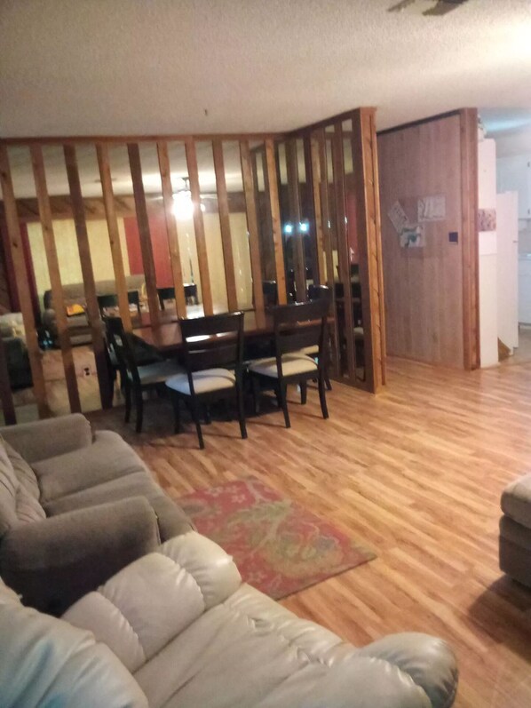 Interior - Secluded Riverfront Cottage
(Hernando)