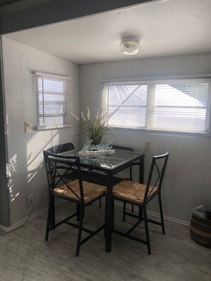 تناول الطعام