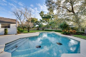 Pool - 7 Mi to Disney World: Orlando Home w/ Private Pool (Orlando)