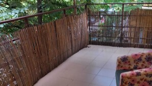 Superior Apartment | Terrace/patio - Stanford Aparthotel (Bucharest)