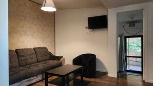 Superior Apartment | Living area - Stanford Aparthotel (Bucharest)