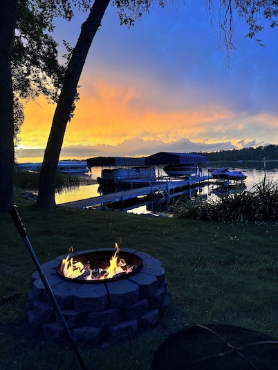Lakeside Bliss: Ideal Rental on Potato Lake close to Downtown Park Rapids 