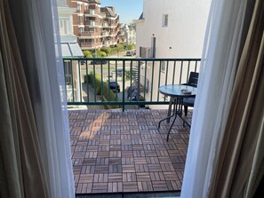 Business Double Room | Terrace/patio - Plato by Hofstad Studios (The Hague)