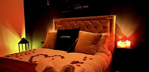 4 bedrooms, WiFi, bed sheets