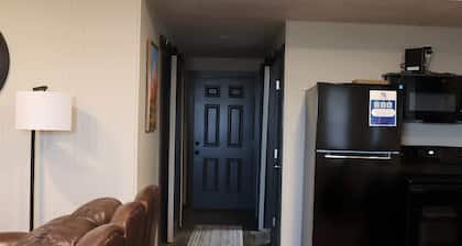 Modern Comfort Suite - Villa B