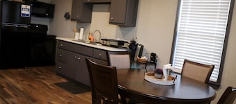 Modern Comfort Suite - Villa B