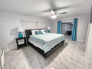 3 chambres, fer et planche à repasser, Wi-Fi, draps fournis