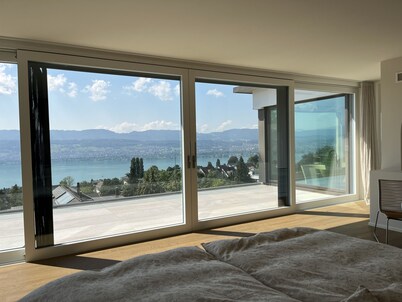 WEF Luxuriöse Villa mit Seeblick