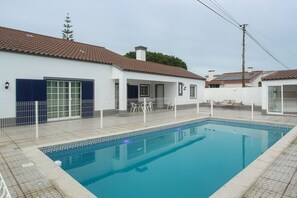 Piscina all'aperto