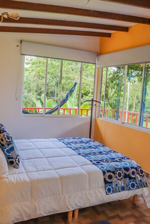 2 Schlafzimmer, Bügeleisen/Bügelbrett, Reisekinderbett, kostenloses WLAN