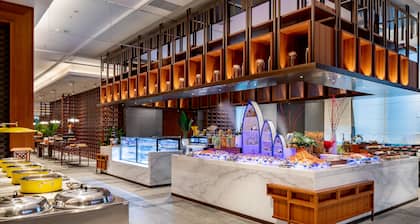 Grand Guizhou Park Hotel