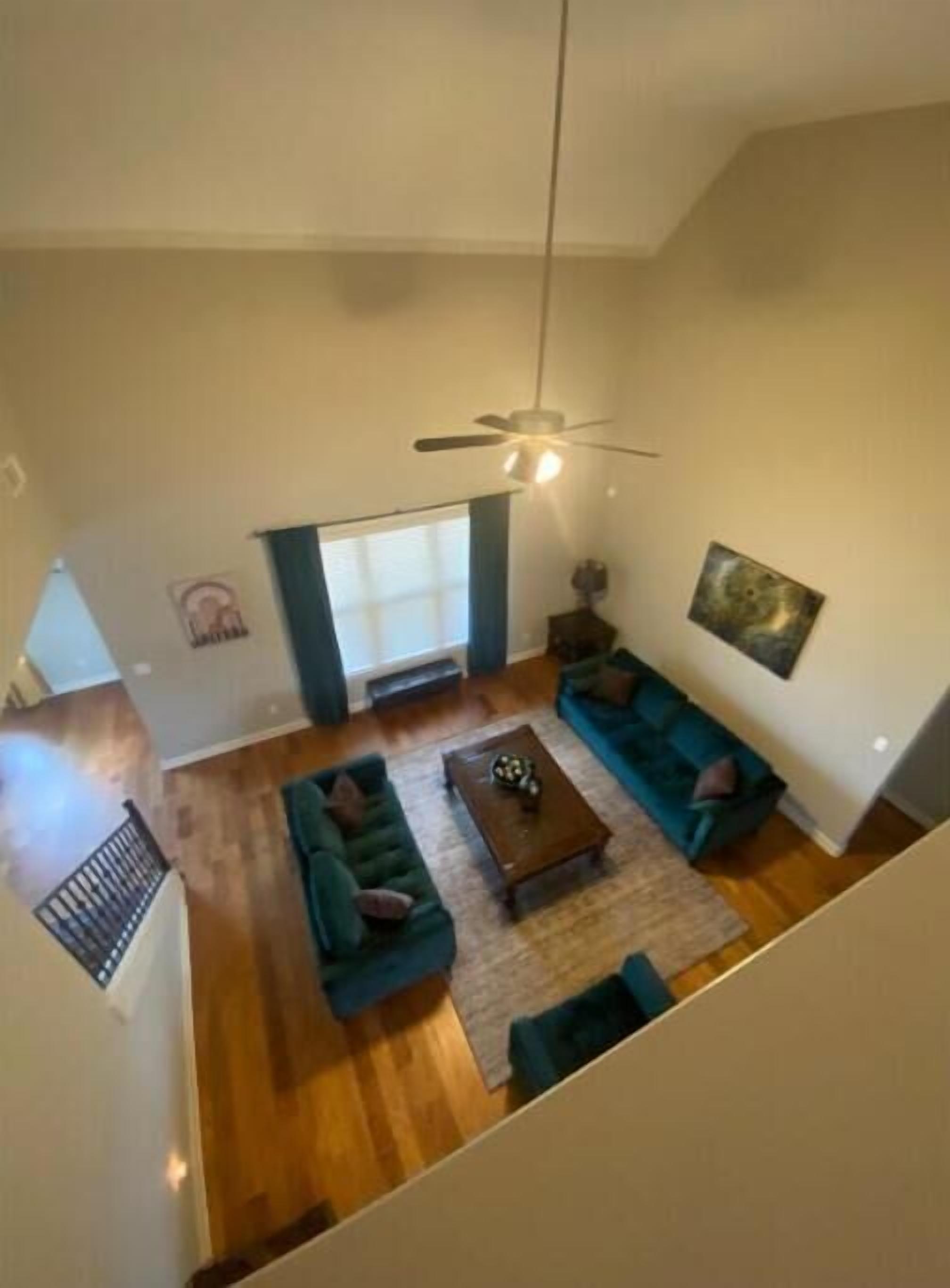 5 bedroom Upscale Home Olive Branch MS. Very nice quit and safe neighborhood.