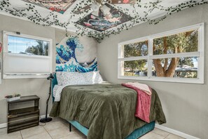 4 camere, Wi-Fi gratuito, lenzuola