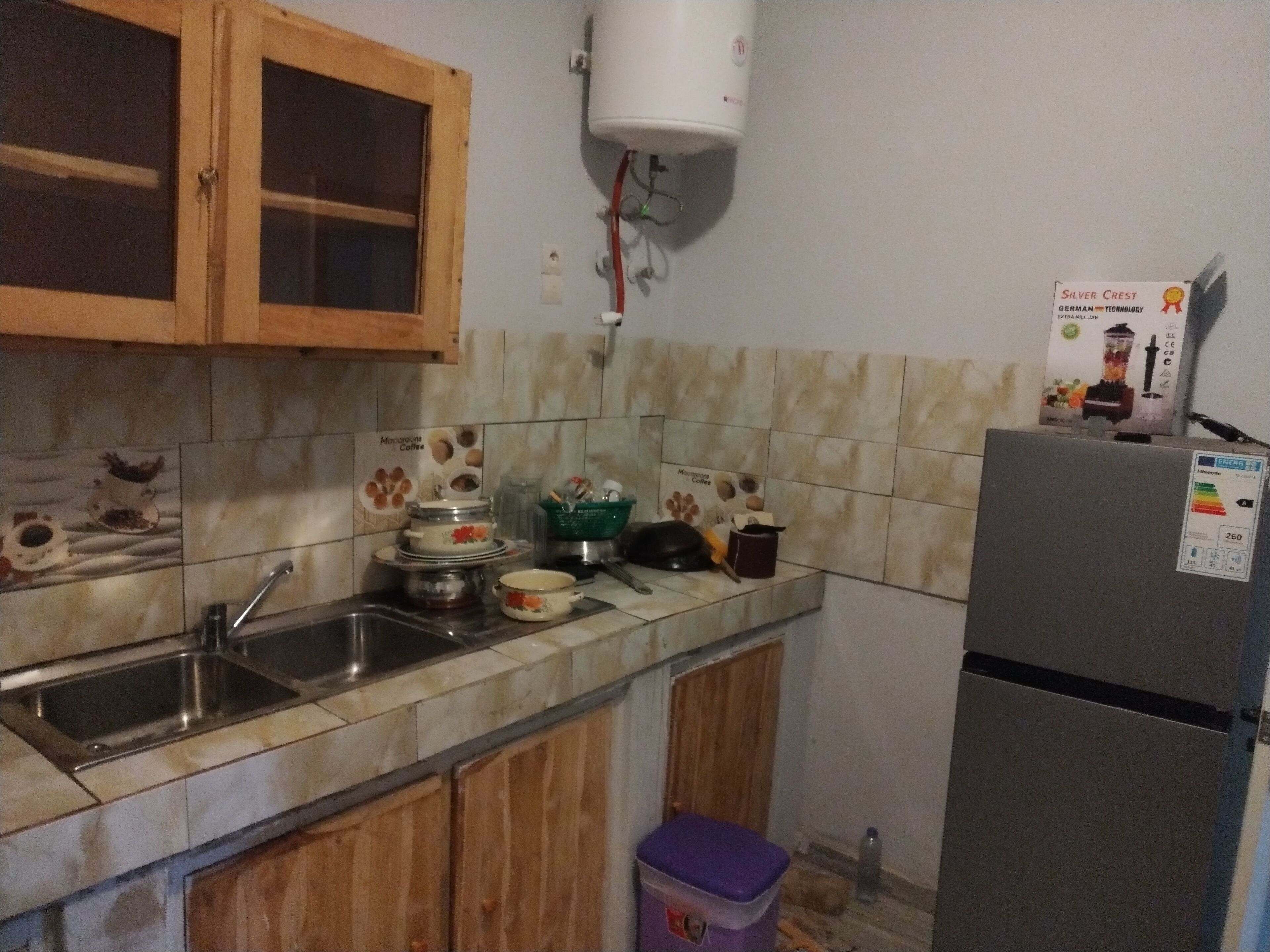 冰箱、微波炉、烤箱、搅拌机