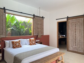 Minibar, in-room safe, individually decorated, individually furnished - Lasai Villas (Gili Air)