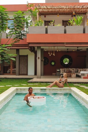 Outdoor pool, pool umbrellas