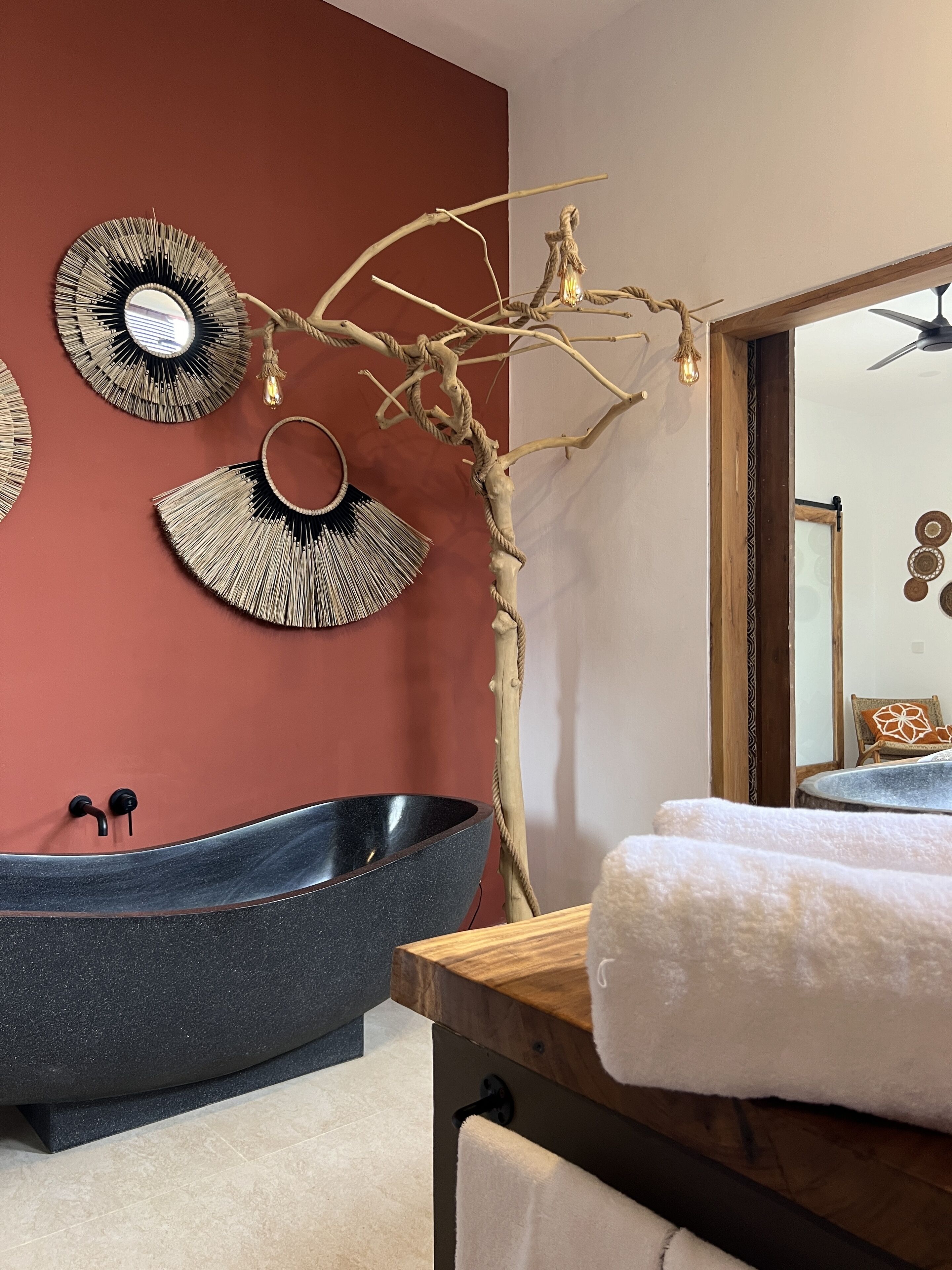 Separate tub and shower, rainfall showerhead, free toiletries