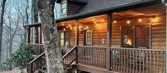 Buck Ridge - Mtn views, hot tub, perfect location!